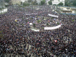 Manifestation place Tahrir au Caire le 4 février 2001 (CC, Mona Sosh)