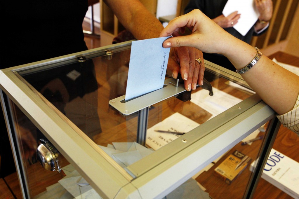 Vote élection (présidentielle 2007 en France) (Crédits : Rama, licence Creative Commons)
