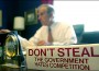 ron-paul-dont-steal-government-hates-competition.jpg Ron Paul à son bureau