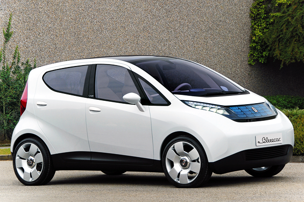 bollore-bluecar