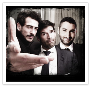 photo-tribune2