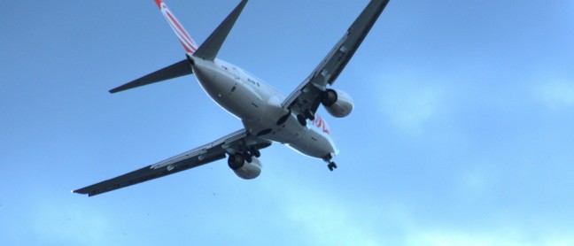 Départ d'avion (Crédit : Gabriel Rocha, Creative Commons)
