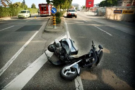 http://www.contrepoints.org/wp-content/uploads/2013/02/scooter_accident%C3%A9.jpg?d126be