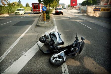 http://www.contrepoints.org/wp-content/uploads/2013/02/scooter_accident%C3%A9.jpg?d126be