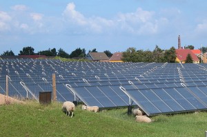 Centrale photovoltaique à Marstal, Danemark (Crédits : Erik Christensen, Creative Commons)