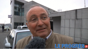 Xavier Kemlin en mars 2013, lors de son dépôt de plainte à Saint-Étienne Xavier Kemlin en mars 2013, lors de son dépôt de plainte à Saint-Étienne