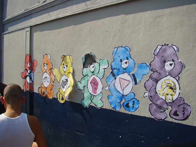 Bisounours sur un mur à San Francisco (Crédits istolethetv, licence Creative Commons)