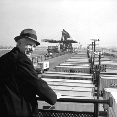 Malcolm-P.-McLean-with-containers