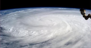Super-cyclones tropicaux : le problème n'est pas le changement climatique, mais la pauvreté énergétique