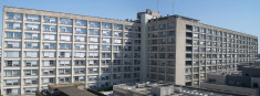 Bâtiment principal de l'hôpital Pontchaillou (Crédits Electzik licence Creative Commons) Bâtiment principal de l'hôpital Pontchaillou (Crédits Electzik licence Creative Commons)