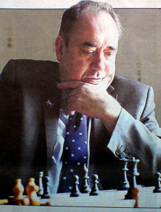 Alex Salmond credits Ninian Reid (licence creative commons)