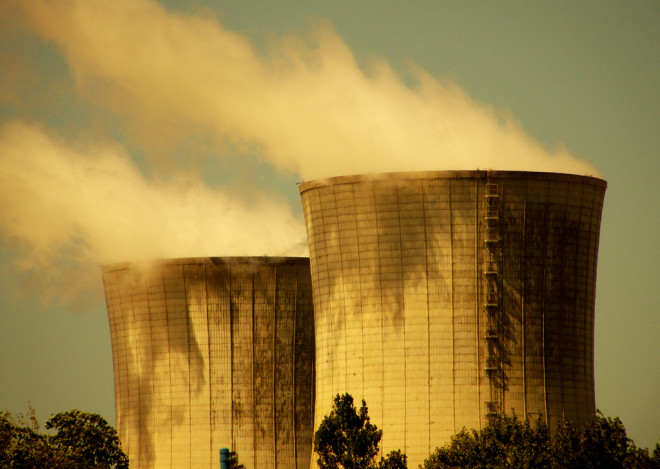 Centrale nucléaire (Crédits Alpha du centaure, licence Creative Commons)