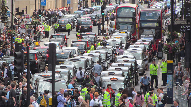 Manifestation anti Uber Londres CC David Holt London