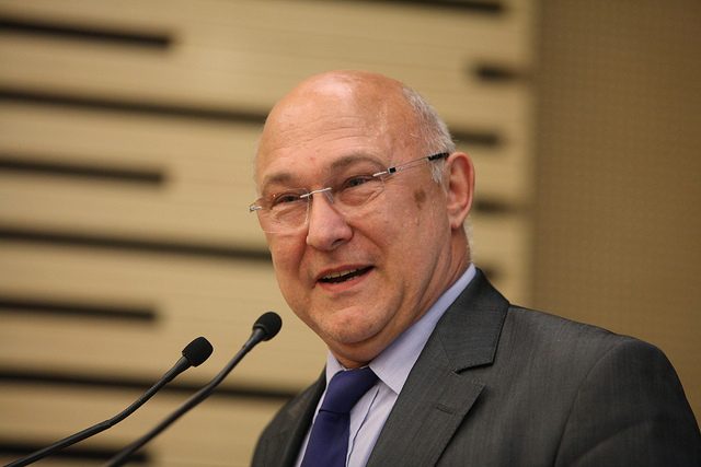 Michel Sapin (Crédits : Parti Socialiste, licence Creative Commons)
