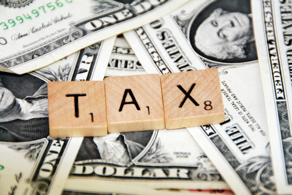 Taxes impôts (Crédits 401kcalculator.org, licence Creative Commons)