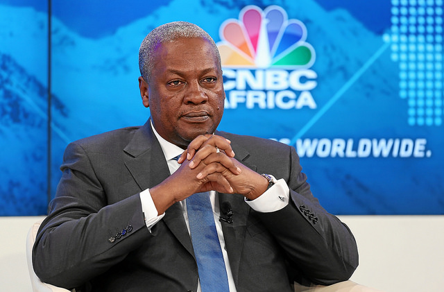 John Dramani Mahama, président du Ghana (Crédits World Economic Forum, licence Creative Commons)