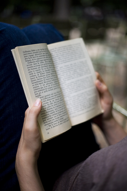 Livre lectures (Crédits : Skyline-Photo, licence CC-BY-ND 2.0)