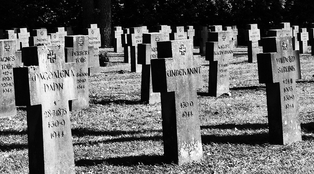 cimetiere credits martin (licence creative commons)