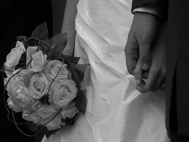Mariage (Crédits hellolapomme, licence CC BY), via Flickr.