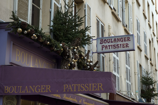 Boulangerie patisserie credits Asman et Lenoble (CC BY 2.0)