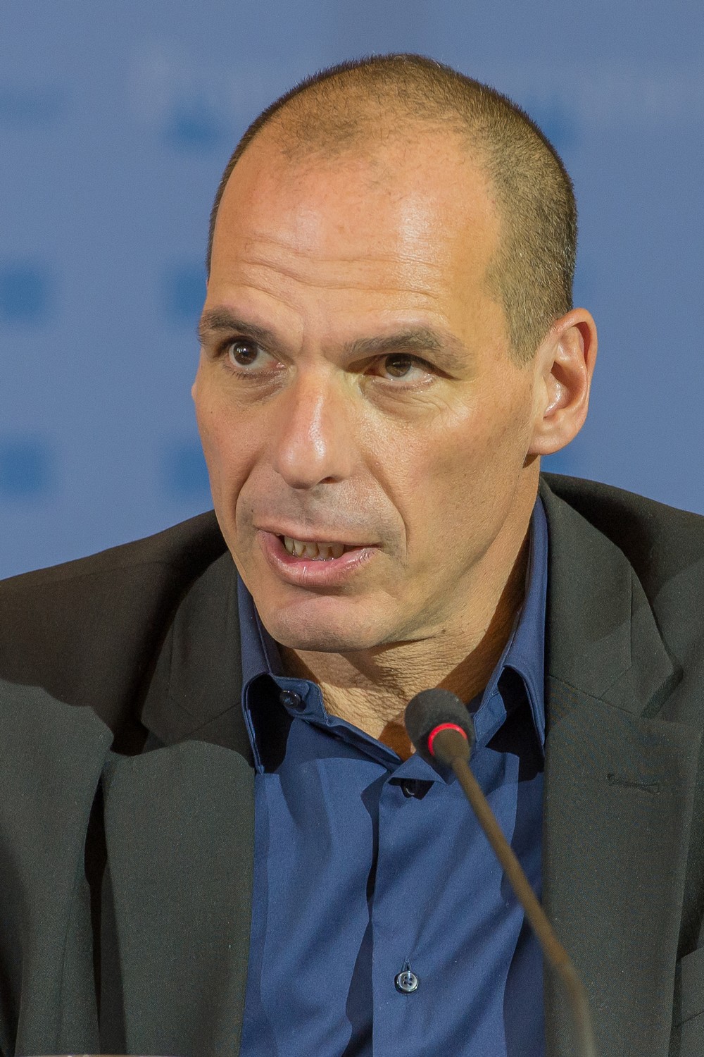 Yanis Varoufakis Berlin 2015-02-05 - CC BY 3.0 Jörg Rüger