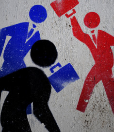 Management (Crédits Truthout.org, licence CC-BY-NC-SA 2.0), via Flickr.