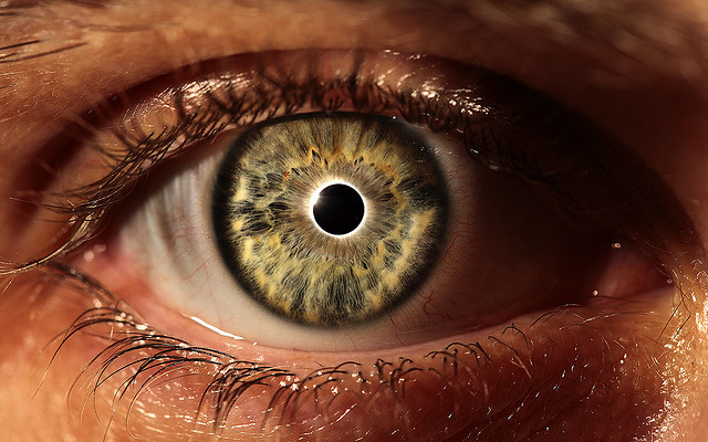 eclipsed eye credits Christian G. (CC BY-NC-SA 2.0)
