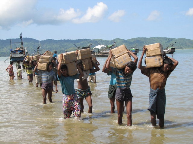 Myanmar/Burma: Little hope for Rohingya IDPs. Credits European Commission DG ECHO via Flickr ( CC BY-ND 2.0)