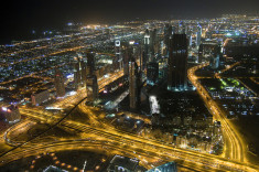 Dubaï de nuit (Crédits : Crazy Diamond, licence CC-BY-ND 2.0), via Flickr.