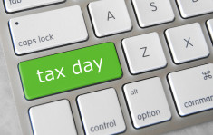 tax day by Gotcredit-(CC BY 2.0)