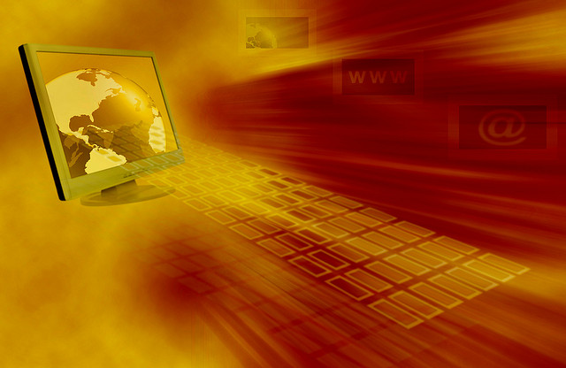 Internet-Cluc-(CC BY-NC-ND 2.0)