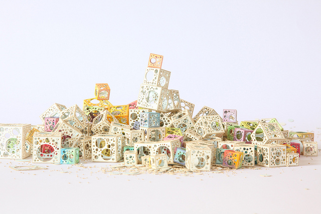 Jared Tarbell Watercolor paper cubes(CC BY 2.0)