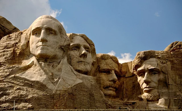 Mount Rushmore National credits faungg's photos (CC BY-ND 2.0)