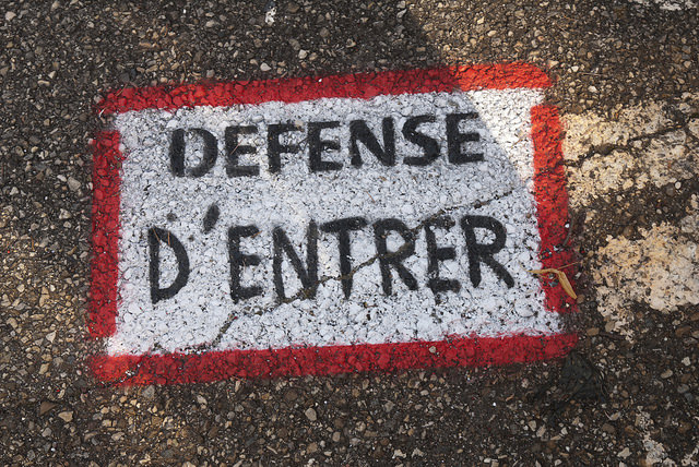 Interdit-Thierry ehrmann(CC BY 2.0)