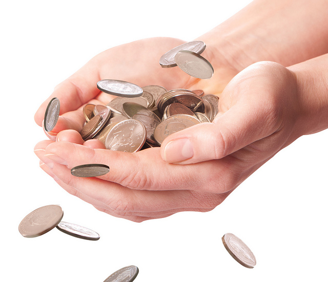Tax Credits-money-(CC BY 2.0)