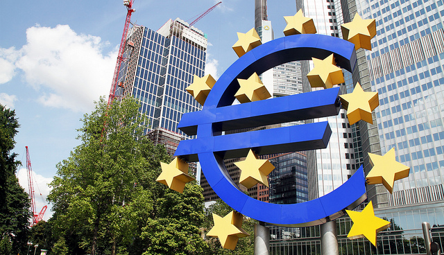 Alex Guibord Euro Sign(CC BY-ND 2.0)