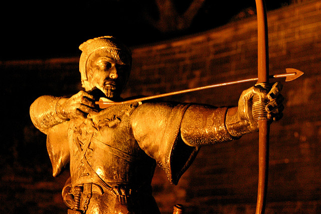 Toni Blay-Robin and his bow(CC BY-NC-ND 2.0)