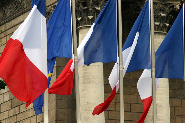 Drapeaux français (France) (Crédits Quinn Dombrowski, licence CC-BY-SA 2.0)