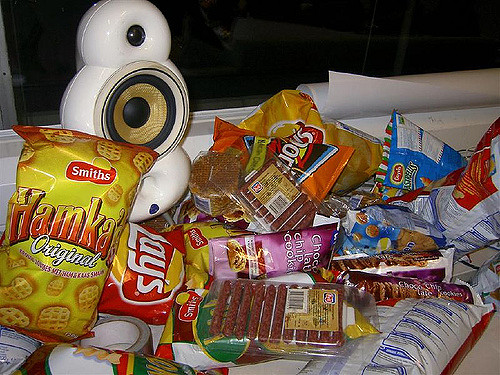 Robert Douglass_Snacks(CC BY-SA 2.0)