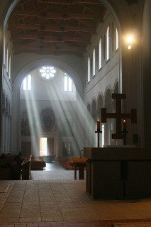 Eglise dans la pénombre