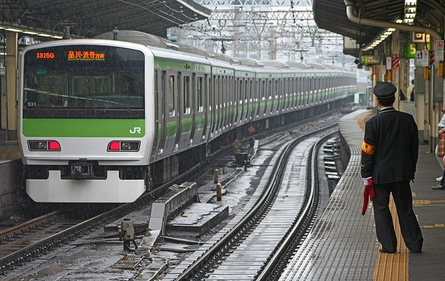 SNCF ou Yamanote comme modèle ? SNCF ou Yamanote comme modèle ?