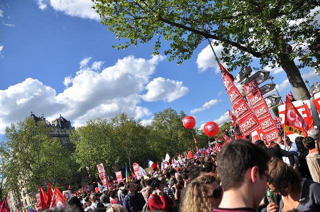 Derrière la manifestation l'ombre du financement des syndicats Derrière la manifestation l'ombre du financement des syndicats