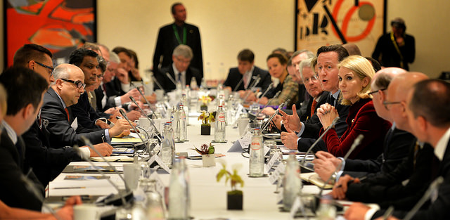 Free Trade Agreement - december 2014 by Number 10(CC BY-NC-ND 2.0)