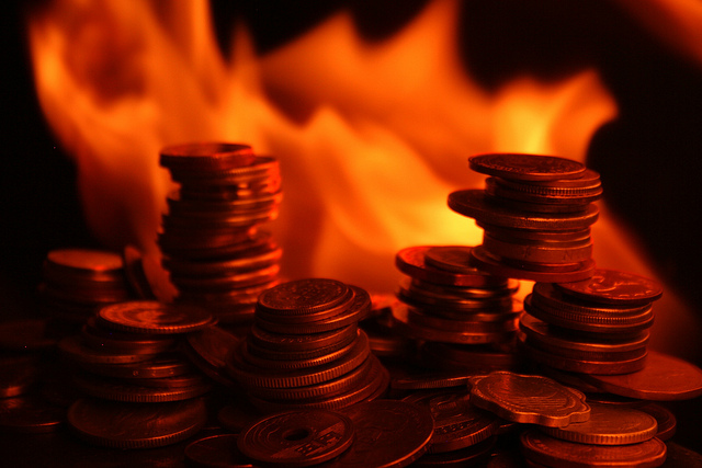 Finances : tout est fait pour détruire votre épargne Finances : tout est fait pour détruire votre épargne