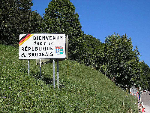 micronations-République du Saugeais by geoterranaute (CC BY-NC-ND 2.0)