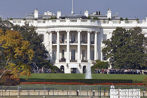 Rencontre Obama Trump : derrière les faux-semblants, des rancœurs tenaces Rencontre Obama Trump : derrière les faux-semblants, des rancœurs tenaces