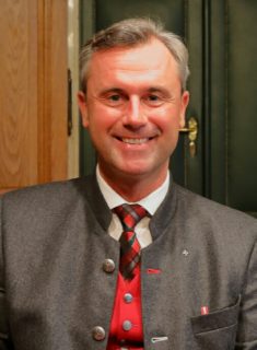 norbert_hofer_2016_cropped