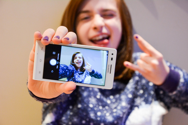 Je selfie donc je suis Je selfie donc je suis
