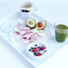 Ici un exemple de petit déjeuner LCHF.