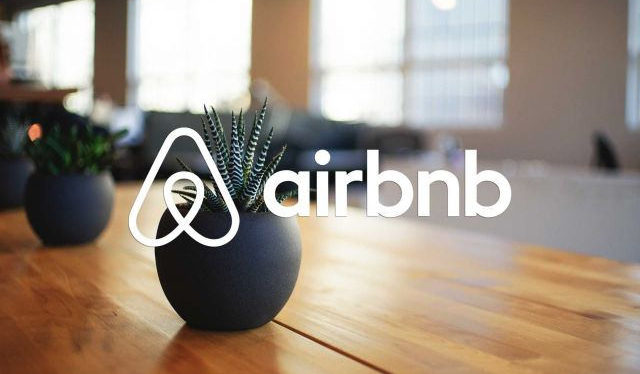 Airbnb : déferlante de la location touristique en copropriété